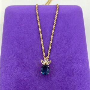 💛 Vintage Gold Plated Faux Blue & White Sapphire Necklace